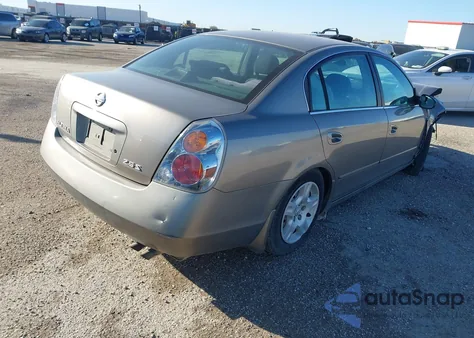 2004 Nissan Altima 2.5 S z USA, uszkodzony, nr VIN 1N4AL11D44C174165